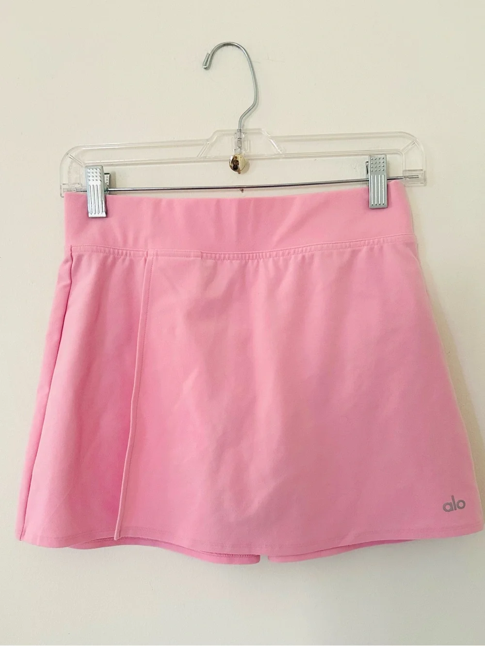 Alo Yoga - Alosoft Backspin Skirt in Sweet Pink Limited edition color, size XS